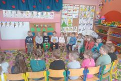 IMG20230420104247_BURST001_COVER