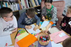 3cf17fe2-ad96-40f1-87ed-02f206b7a3c0photo