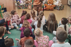 7af64020-00bc-4cf3-be73-6a4af17bec32