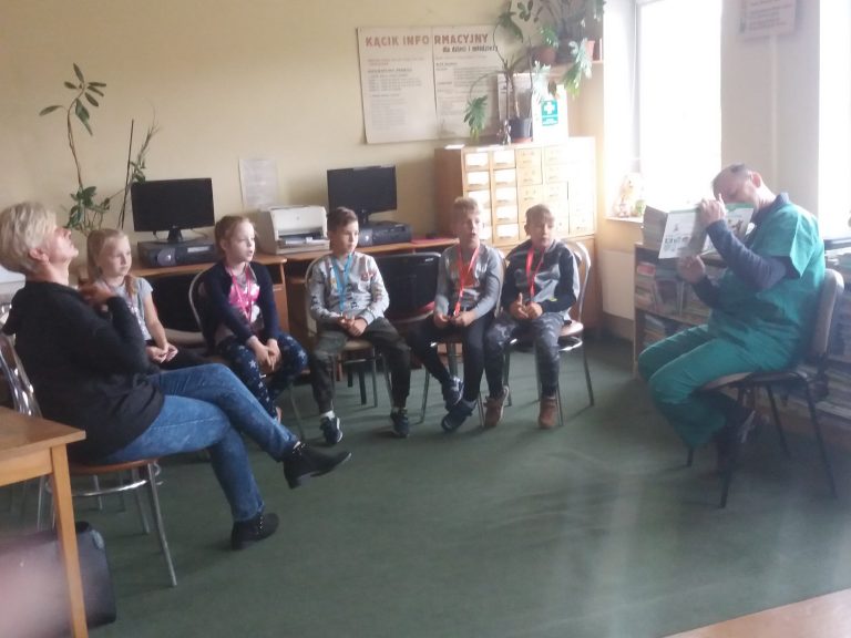 Weterynarz w bibliotece