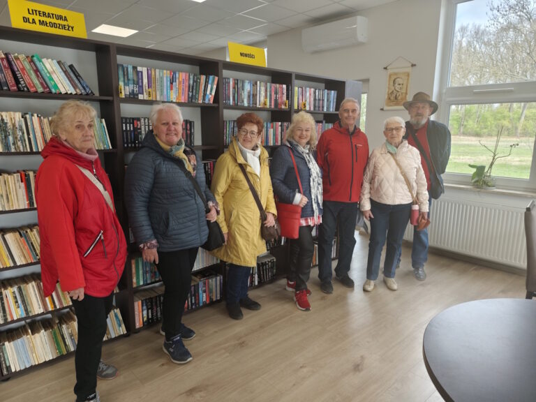 Goście w bibliotece